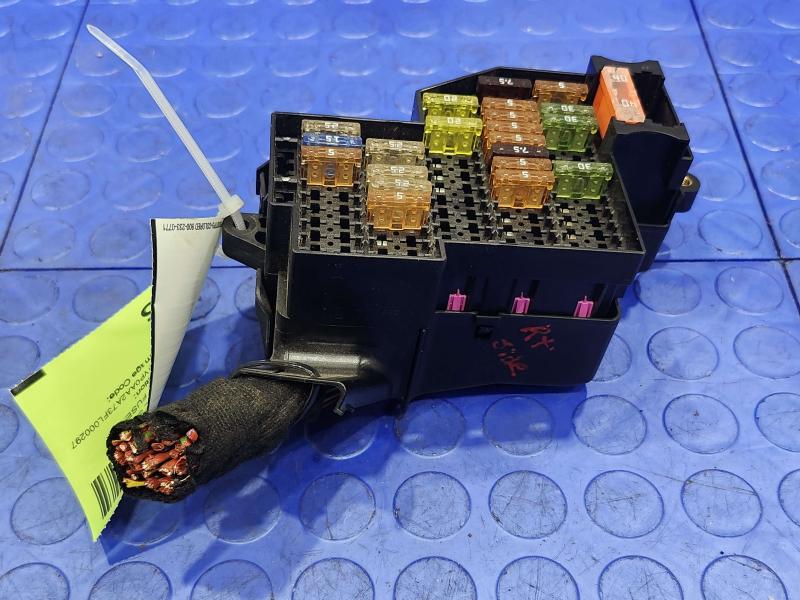 2015 Porsche Panamera Cabin Fuse Box