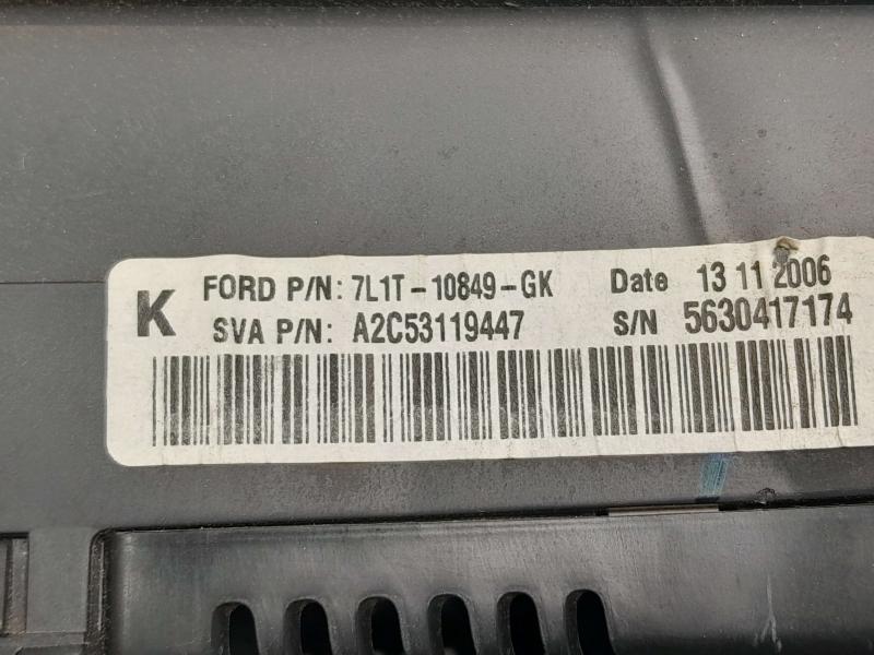 2007 Ford Expedition Speedometer