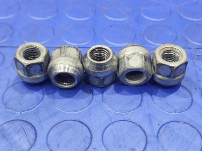 2009 Chevrolet Impala Lug Nuts
