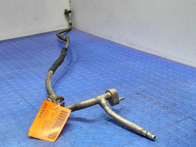 2013 Ford F-250 Super Duty Air Conditioner Hose