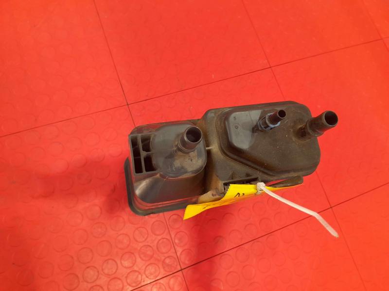 2014 Chevrolet Silverado 1500 Evaporator Canister