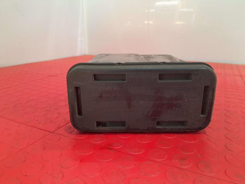 2014 Chevrolet Silverado 1500 Evaporator Canister