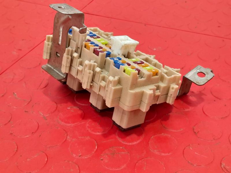 2015 Nissan Altima Cabin Fuse Box