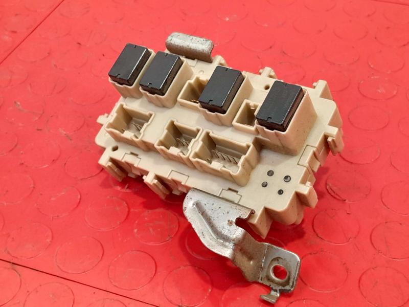 2015 Nissan Altima Cabin Fuse Box