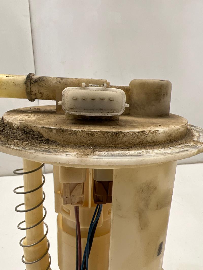 2005 - 2019 Nissan Frontier Fuel Pump Assembly w/o Flex Fuel OEM 17040ZZ00A