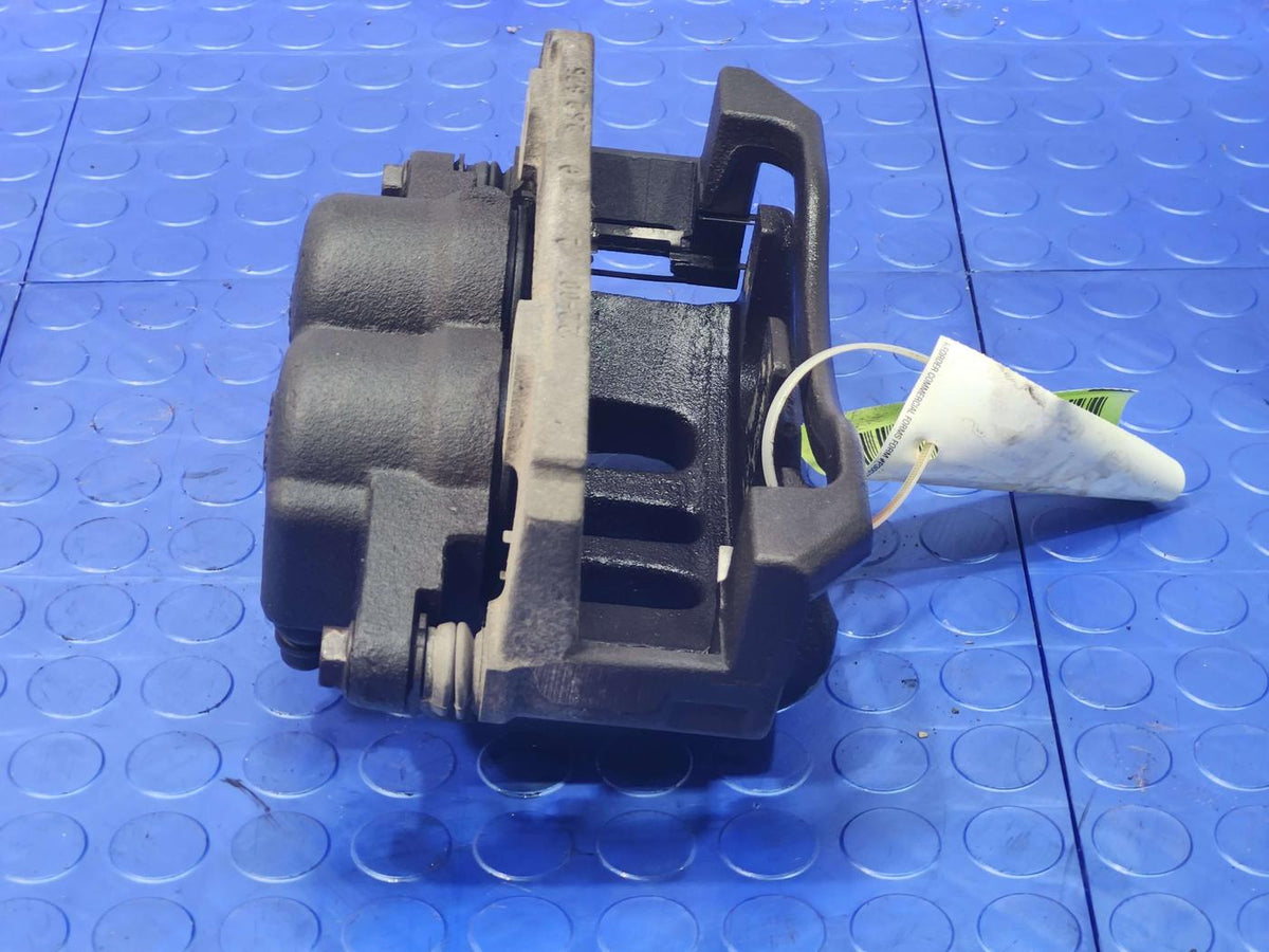 2003 Lincoln Town Car Caliper