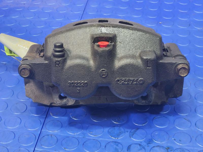2003 Lincoln Town Car Caliper