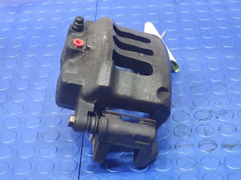 2003 Lincoln Town Car Caliper