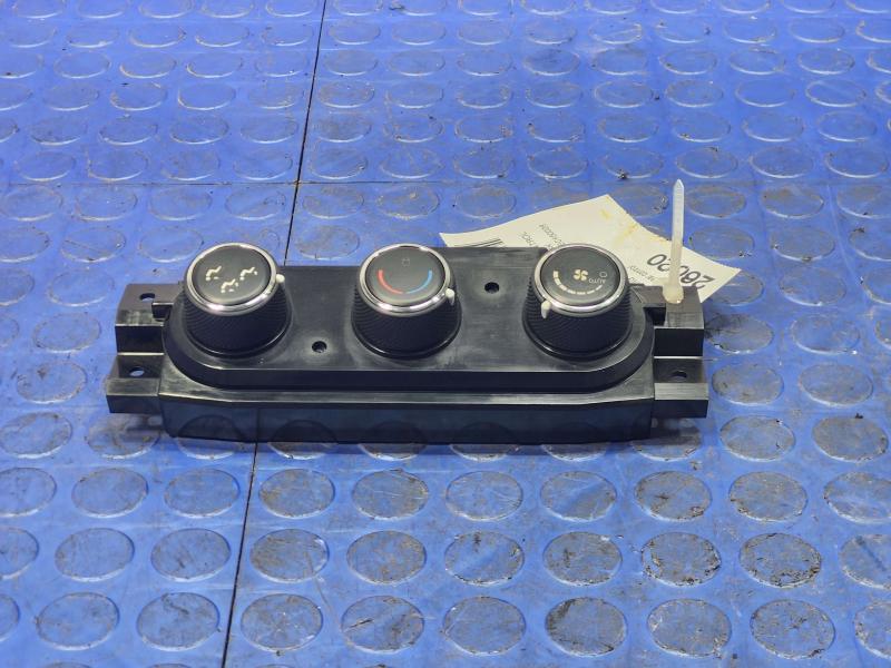 2014-2015 Dodge Durango Rear Temperature Climate Control Panel OEM 68158253AD