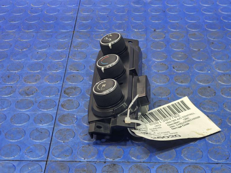 2014-2015 Dodge Durango Rear Temperature Climate Control Panel OEM 68158253AD