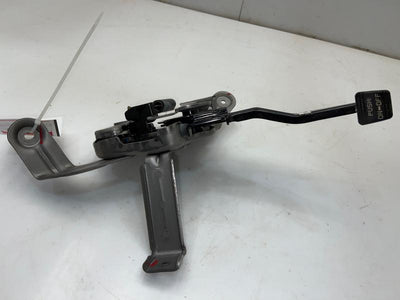 2016 - 2020 Kia Sorento Parking Brake Emergency Brake Pedal Assembly OEM