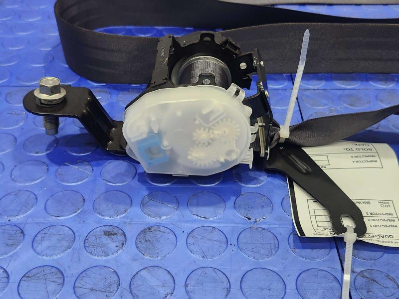 2011 Honda Pilot Rear Seat Belt