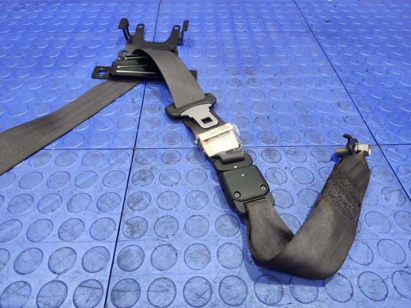 2011 Honda Pilot Rear Seat Belt