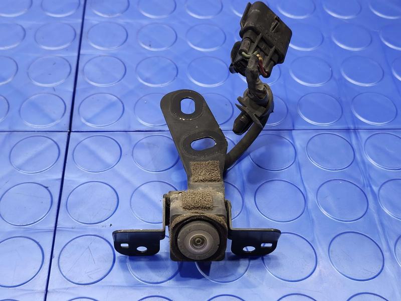 2011-2012 Infiniti QX56 Front View Camera Assembly Genuine OEM Part 284F11BA3A