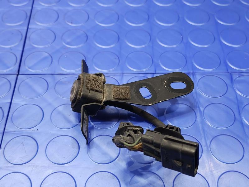 2011-2012 Infiniti QX56 Front View Camera Assembly Genuine OEM Part 284F11BA3A