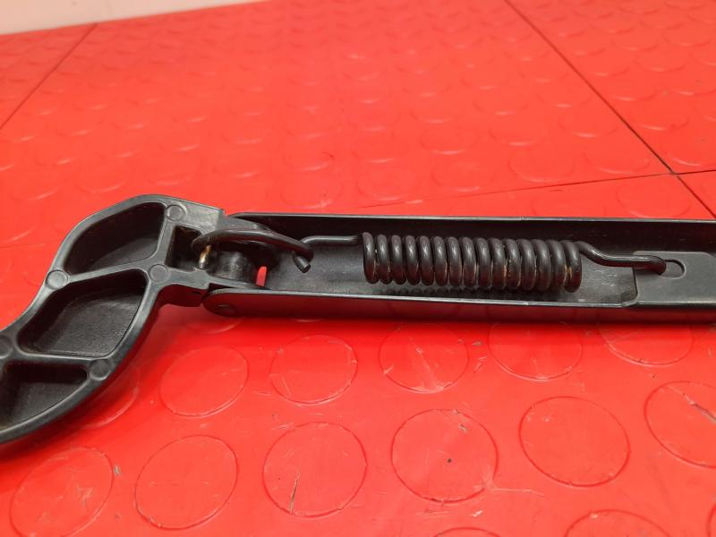 2006 Chevrolet Impala Wiper Arm