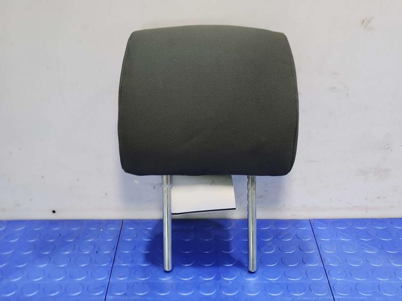 2015 Chevrolet City Express Headrest
