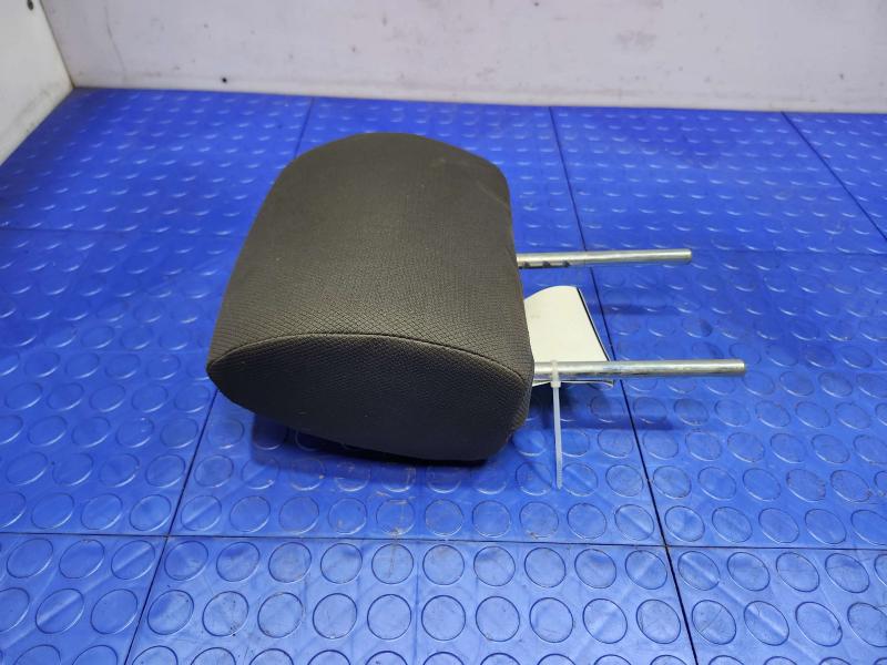 2015 Chevrolet City Express Headrest