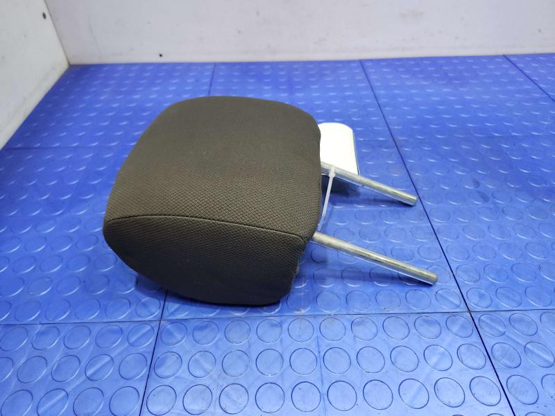 2015 Chevrolet City Express Headrest