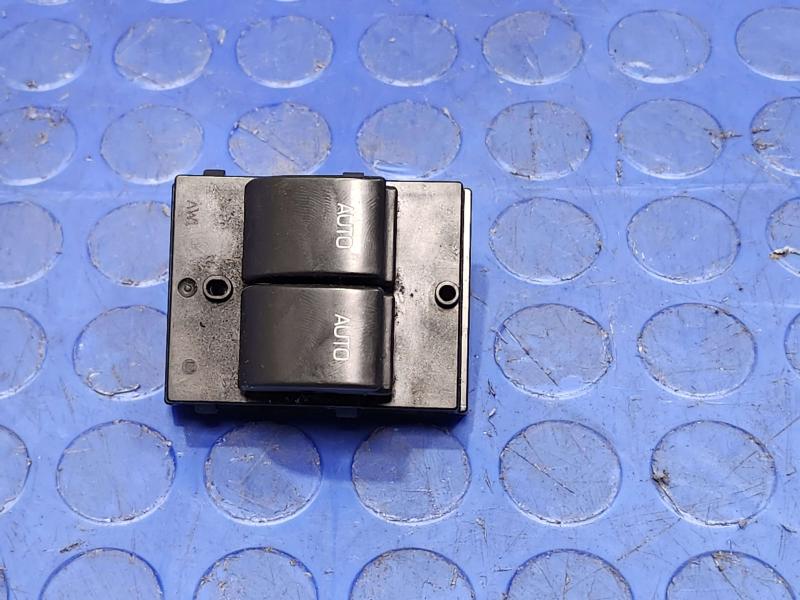 2014 Ford Mustang Door Switch Front
