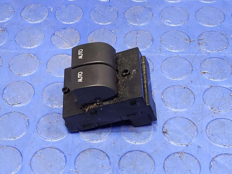 2014 Ford Mustang Door Switch Front
