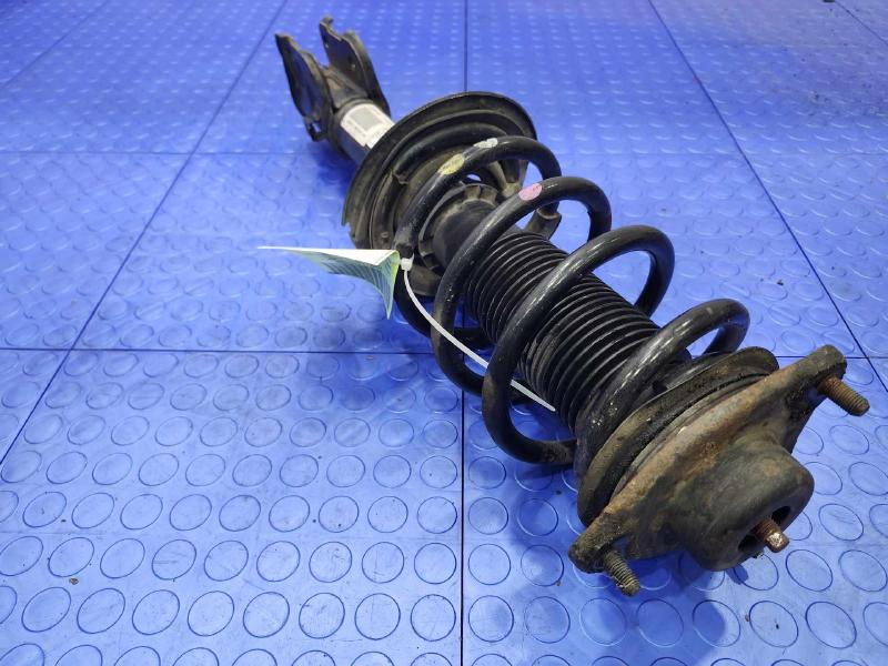 2014 Hyundai Santa Fe Strut Assembly