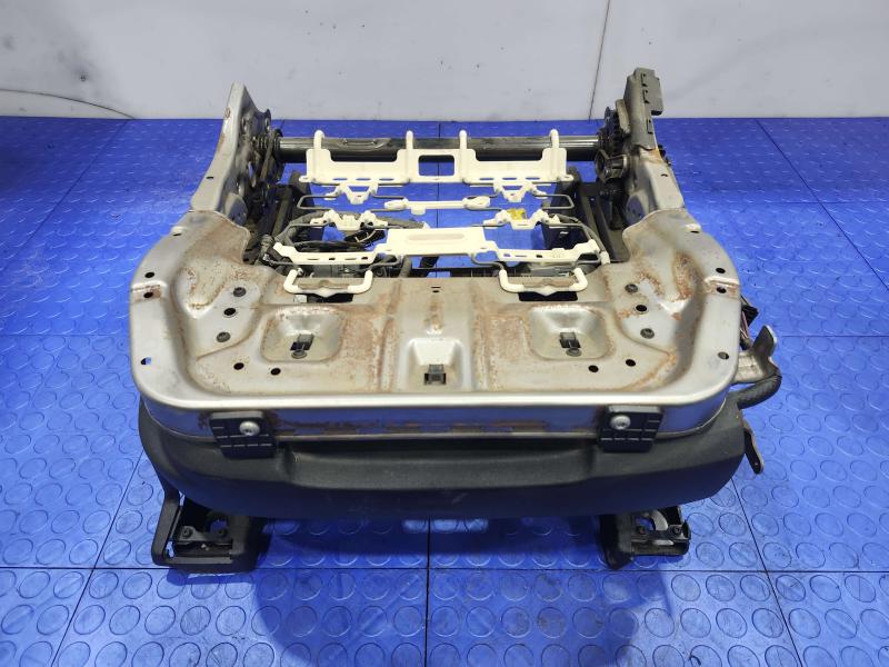 2016 Ford Edge Seat Track