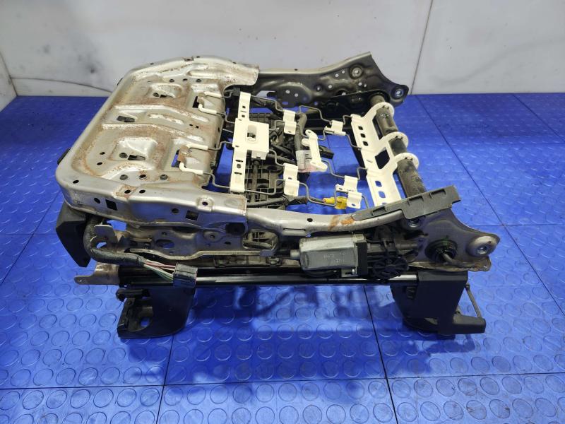 2016 Ford Edge Seat Track