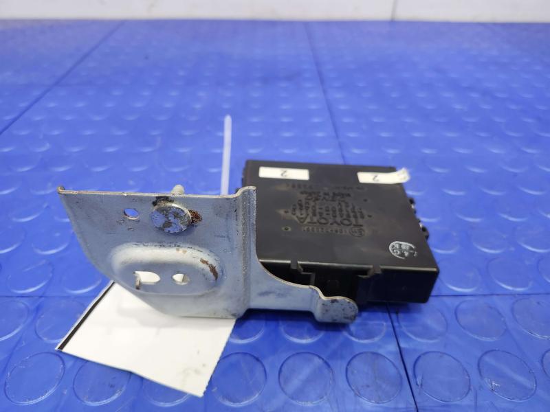 2006 Lexus RX330 AWD Headlamp Leveling Unit Control Module OEM 8994048110