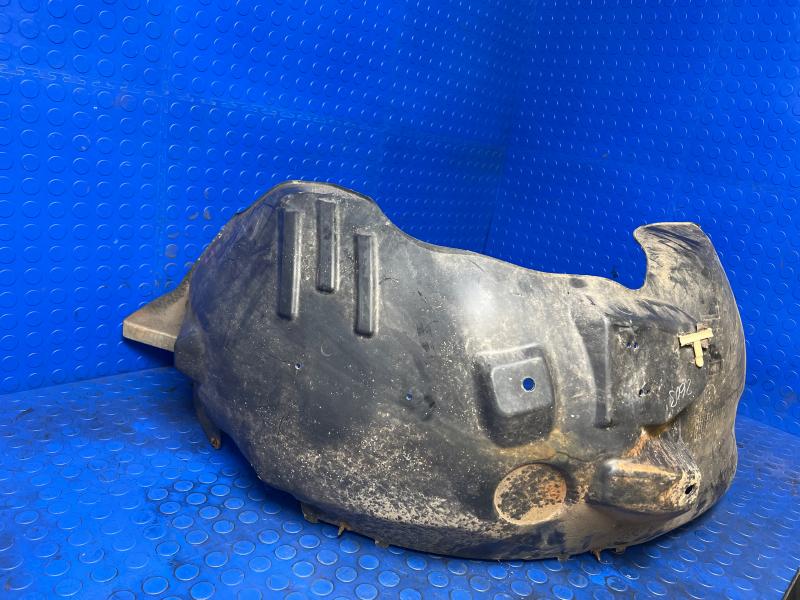 2007 - 2014 Ford Expedition Navigator Front Fender Liner LH Driver Side OEM 7L1Z16103A