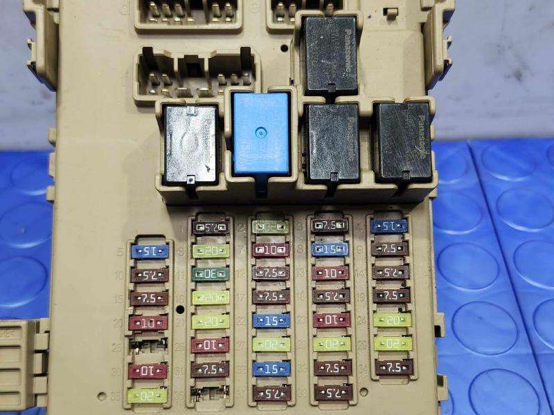 2015 Subaru Legacy Outback Integrated Control Module Genuine OEM 82201AL01A