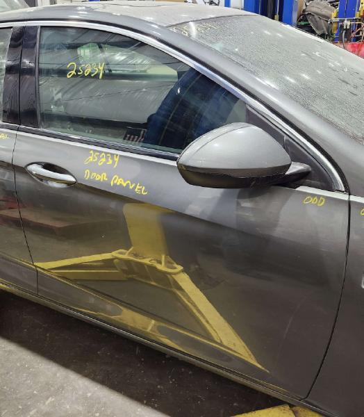 2018 Buick Regal Front Door