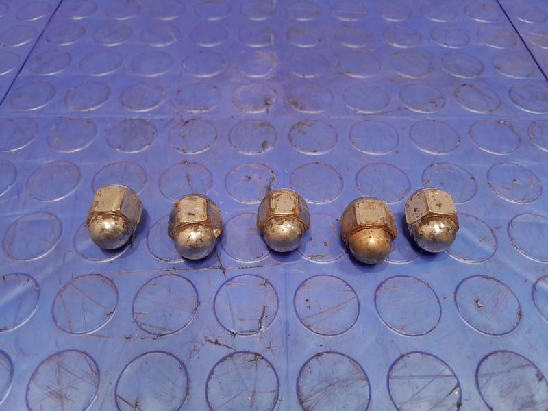 2011 Subaru Forester Lug Nuts