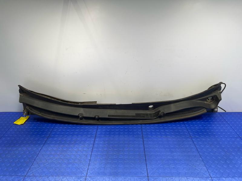 2015-2019 Subaru Outback Subaru Legacy Cowl Grille Genuine OEM 91419AL05B