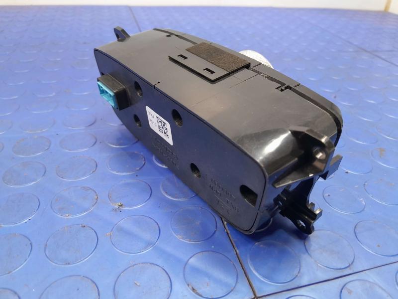 2016-2018 Acura RDX Radio Media Navigation Control Panel OEM 39050TX4X51