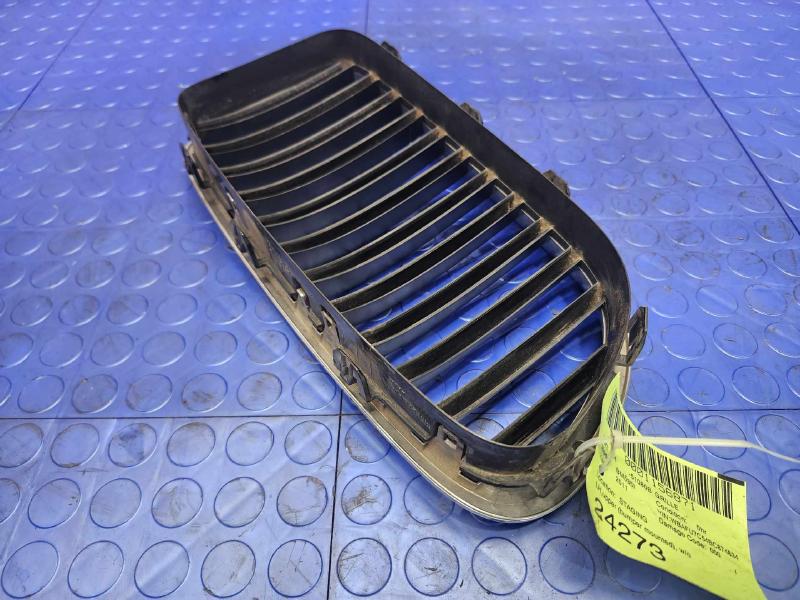2011 BMW 535i Grille