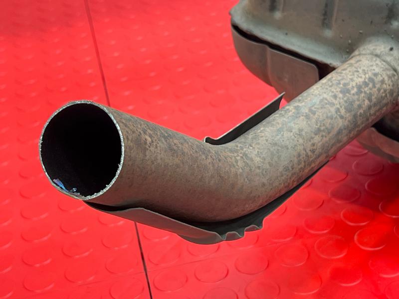 2016 Chevrolet Volt Muffler