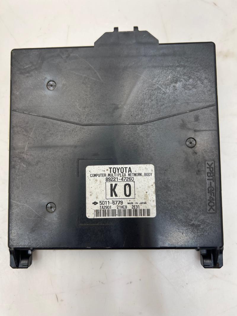 2012 Toyota Prius Multiplex Network Body Module OEM 89221-47260