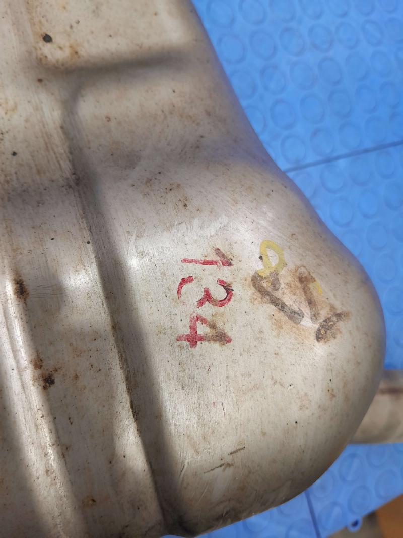 2013-2017 Audi Q5 2.0L Rear Exhaust Muffler OEM LH Driver Side 8R0253609AR