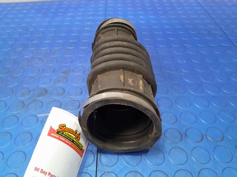 2017-2021 Volvo S90 2.0L Engine Air Intake Hose Genuine OEM Part 31657599