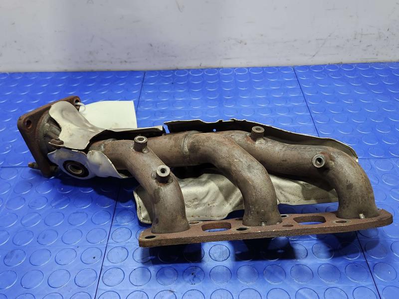 2015 Infiniti Q50 Exhaust Manifold