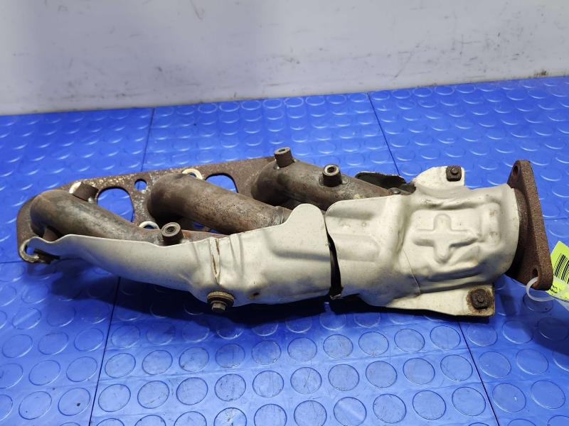 2015 Infiniti Q50 Exhaust Manifold