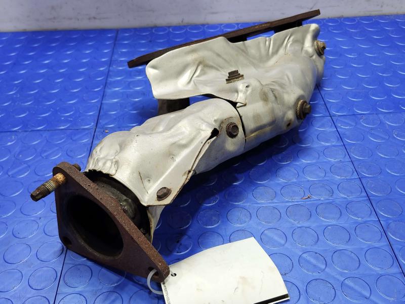 2015 Infiniti Q50 Exhaust Manifold