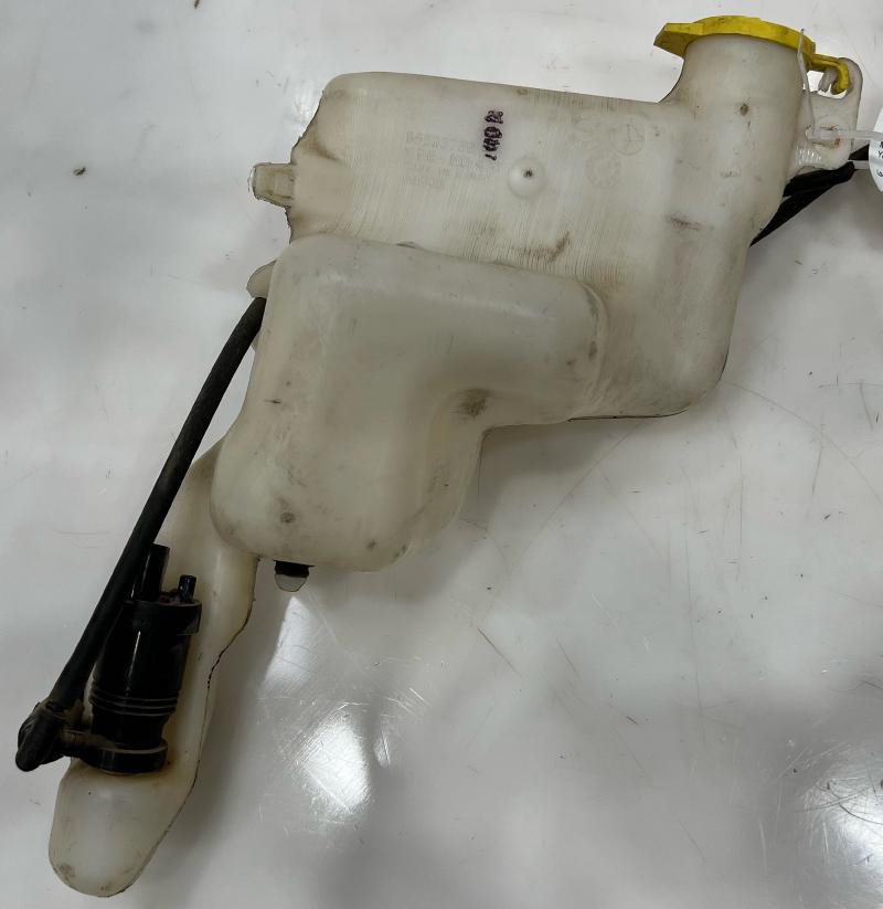 2012 Jeep Patriot Washer Bottle
