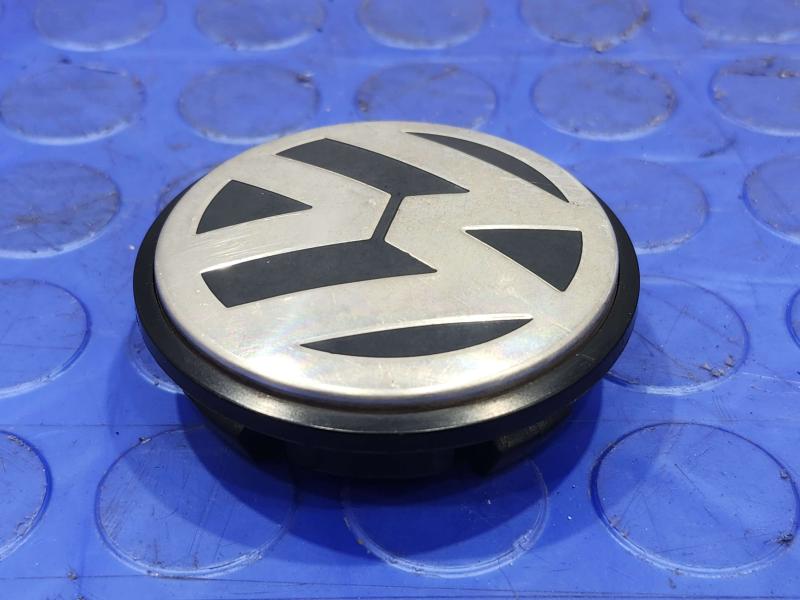2020 Volkswagen Passat Center Cap