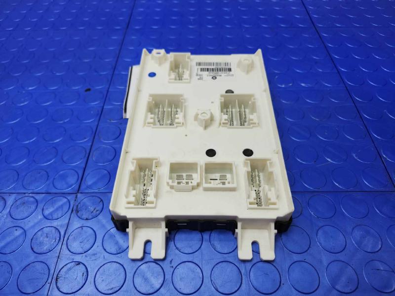2021 Chrysler Voyager Pacifica Body Control Module BCM Genuine OEM 68491084AG