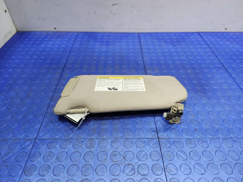 2014 Nissan Maxima Sun Visor