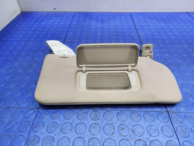 2014 Nissan Maxima Sun Visor