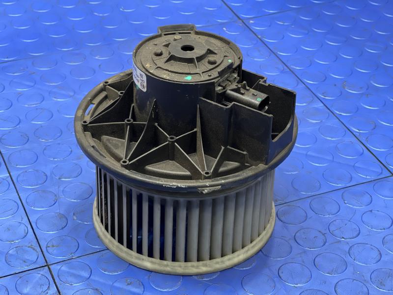 2002-2004 Jeep Wrangler Liberty Twist Lock Heater AC Blower Motor OEM 5066553AA