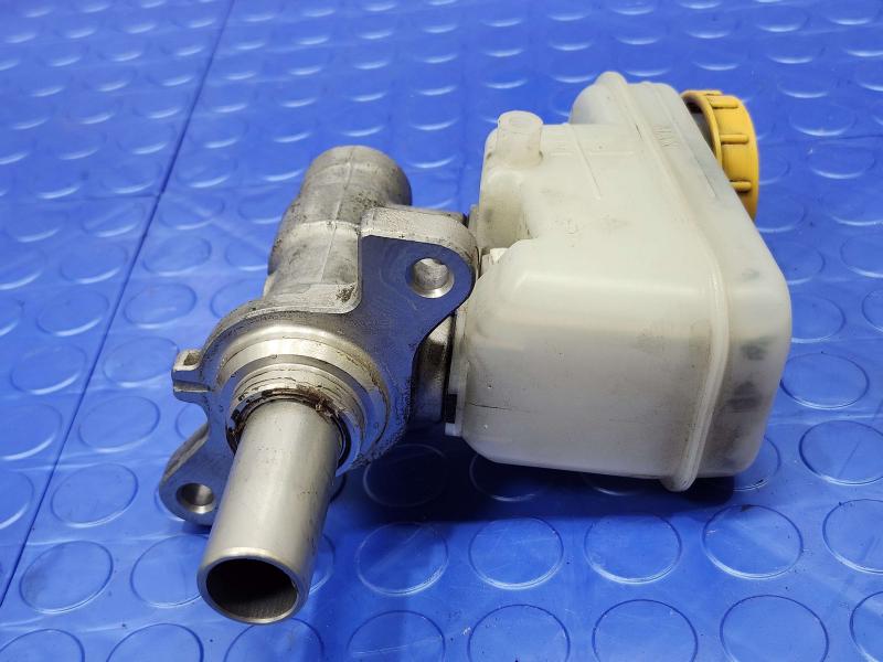 2015-2017 Subaru Outback Legacy 2.5L CVT Brake Master Cylinder Assembly OEM 26449FJ010